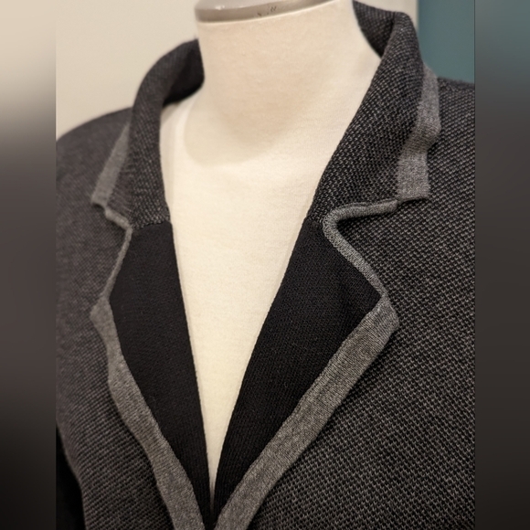 Ripe maternity coco knit jacket in charcoal gray. Size XL, new with tags - Picture 4 of 9